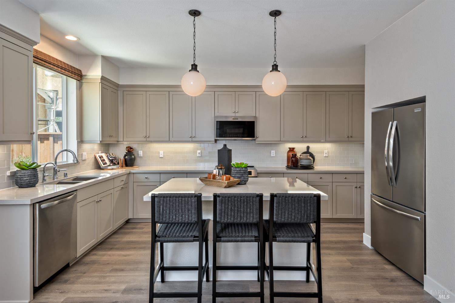 1567 Claritin Avenue Santa Rosa CA 95403