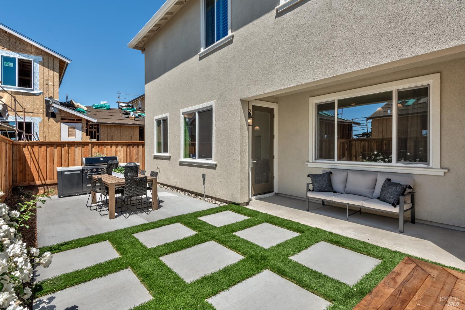 1567 Claritin Avenue Santa Rosa CA 95403