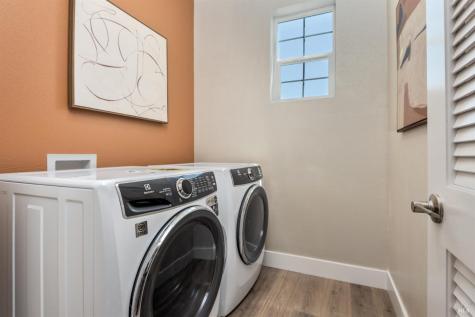 1567 Claritin Avenue Santa Rosa CA 95403