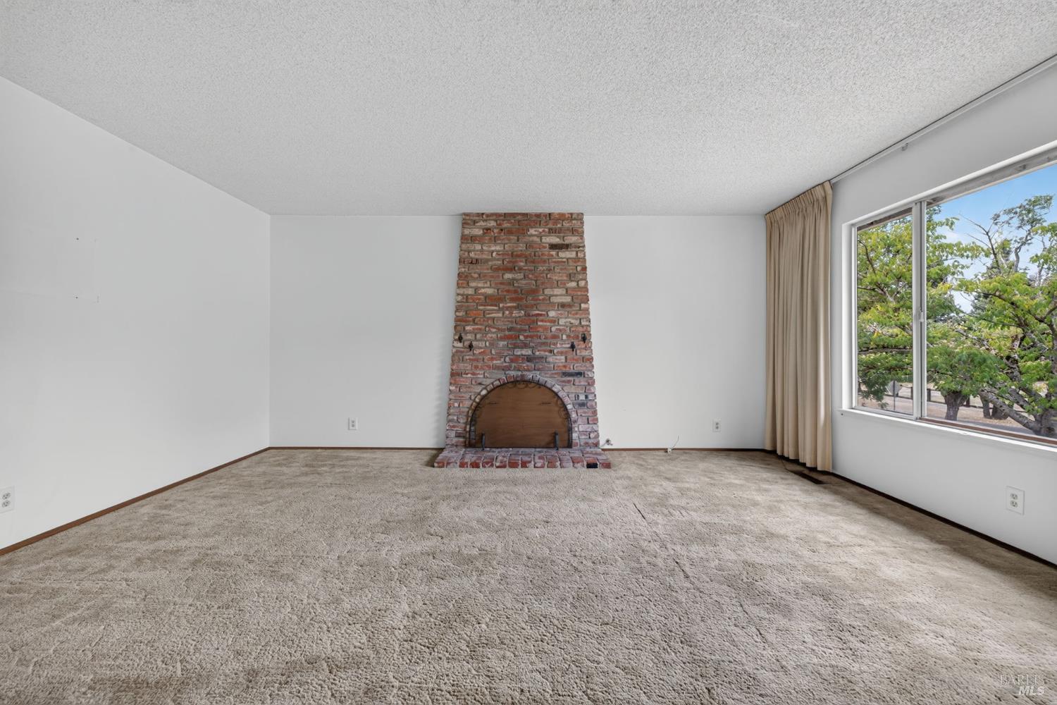 648 W School Street Cotati CA 94931