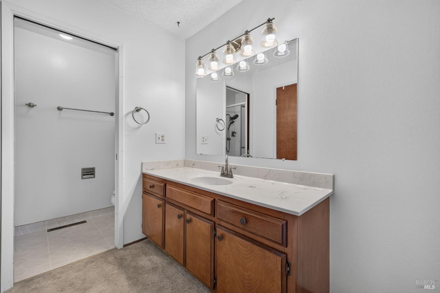 648 W School Street Cotati CA 94931