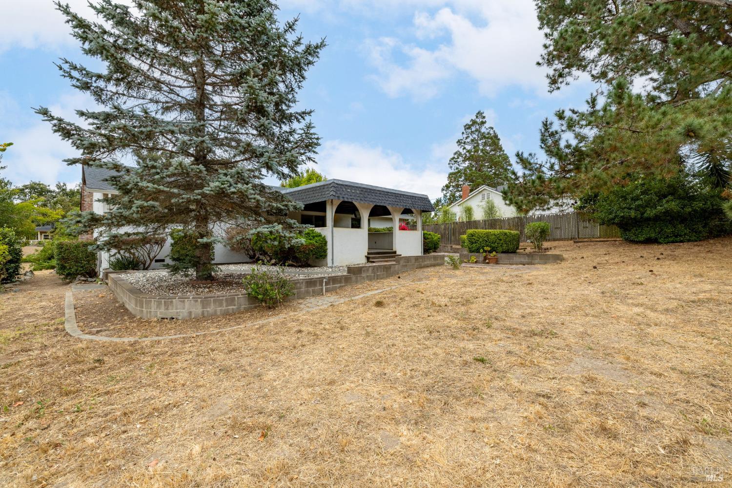 648 W School Street Cotati CA 94931