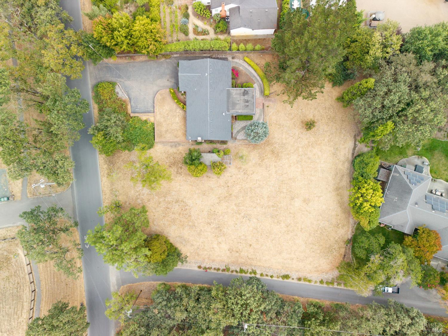 648 W School Street Cotati CA 94931