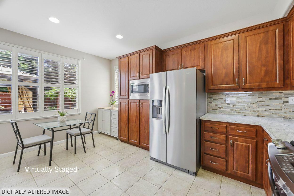 2065 Mariposa Drive Dixon CA 95620