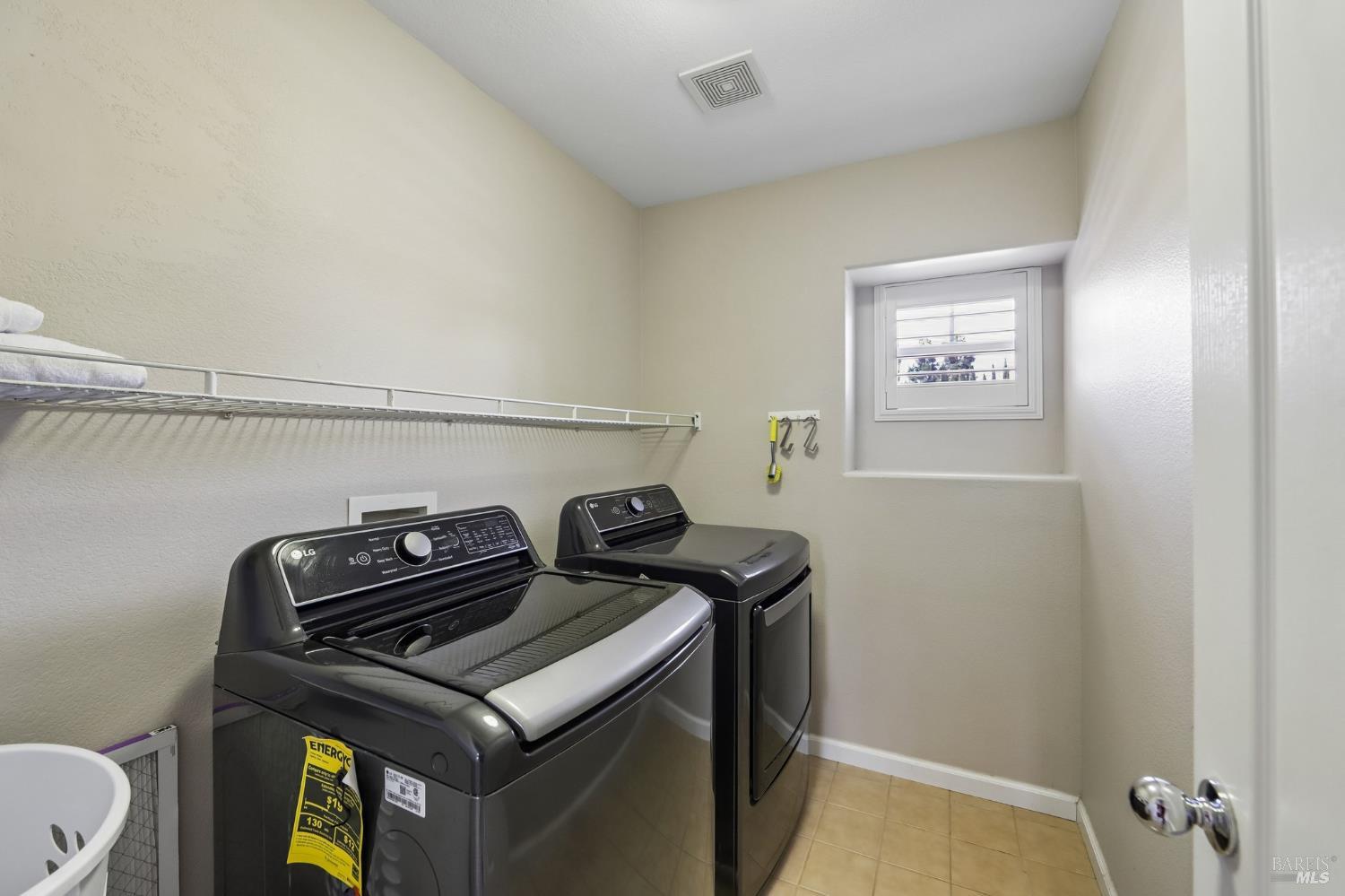 2065 Mariposa Drive Dixon CA 95620
