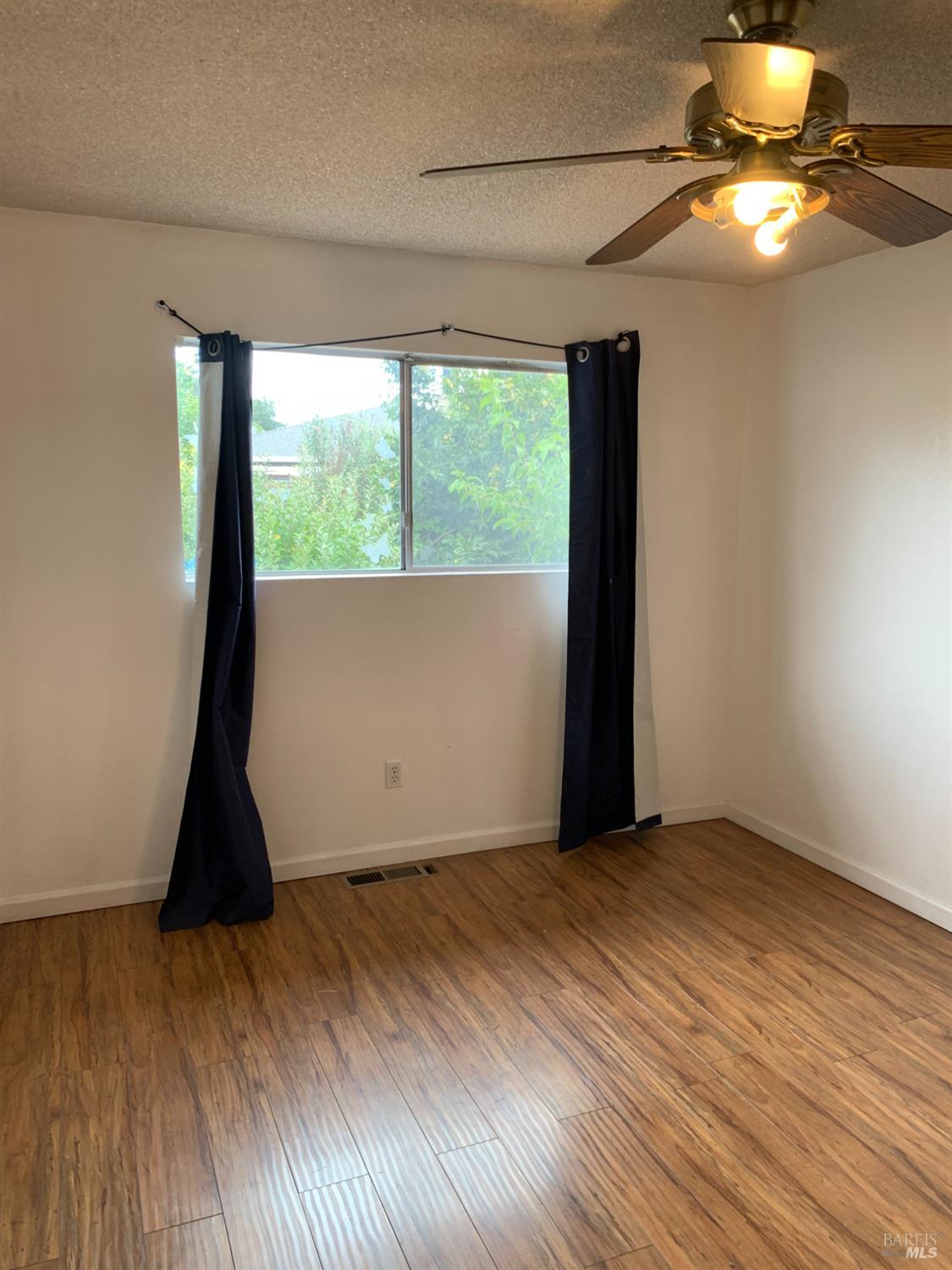 916 Link Lane Santa Rosa CA 95401