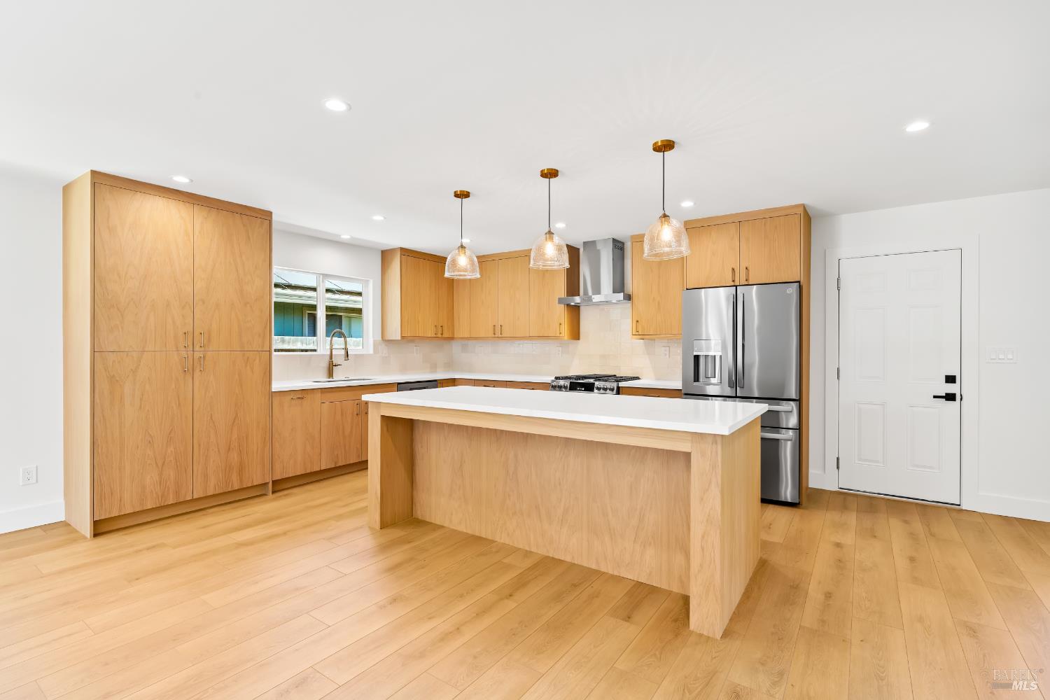 1812 Sansone Drive Santa Rosa CA 95403