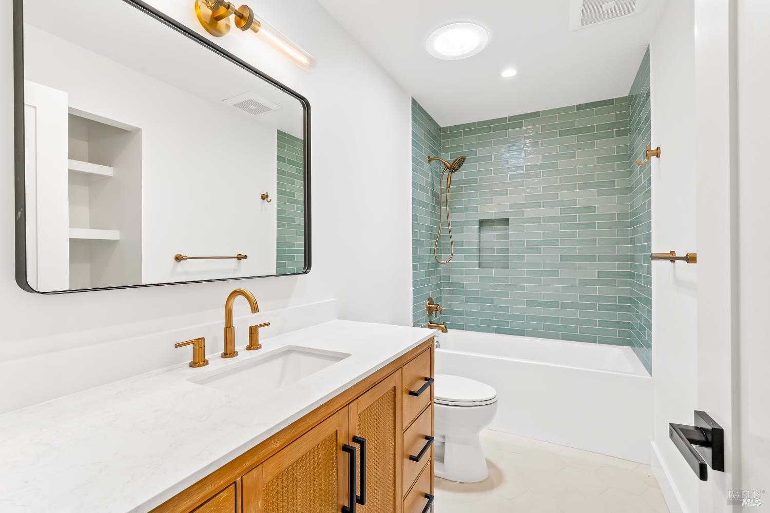 1812 Sansone Drive Santa Rosa CA 95403