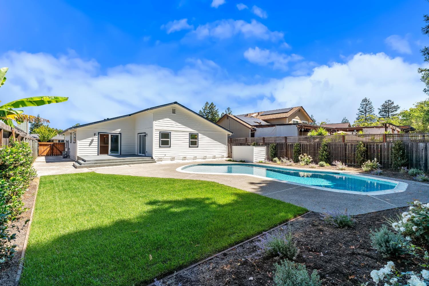 1812 Sansone Drive Santa Rosa CA 95403