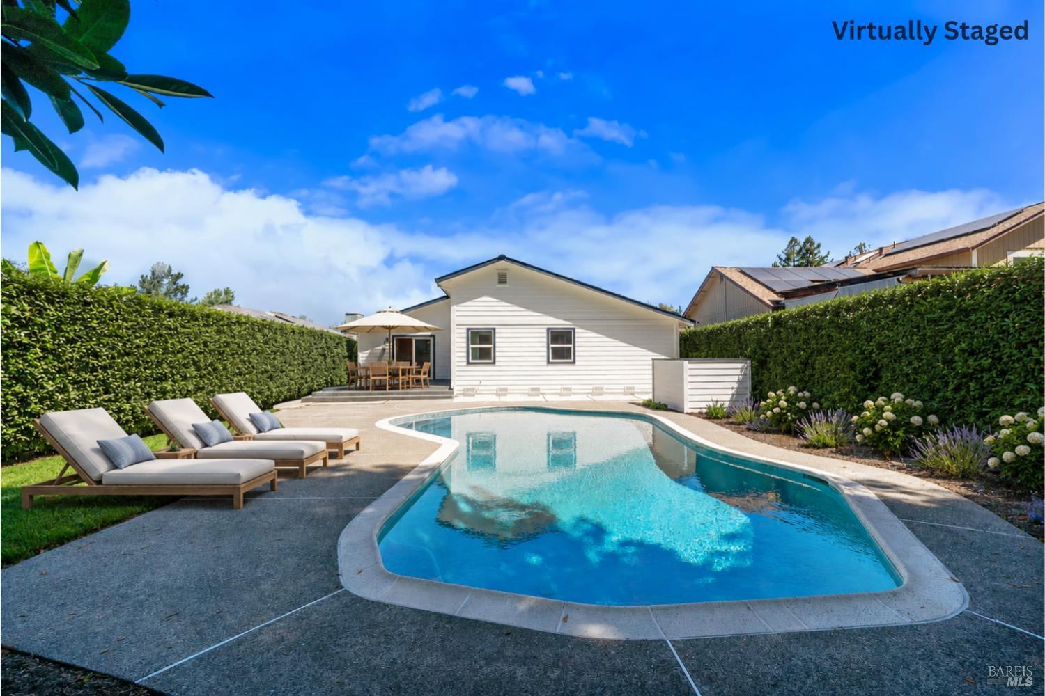 1812 Sansone Drive Santa Rosa CA 95403