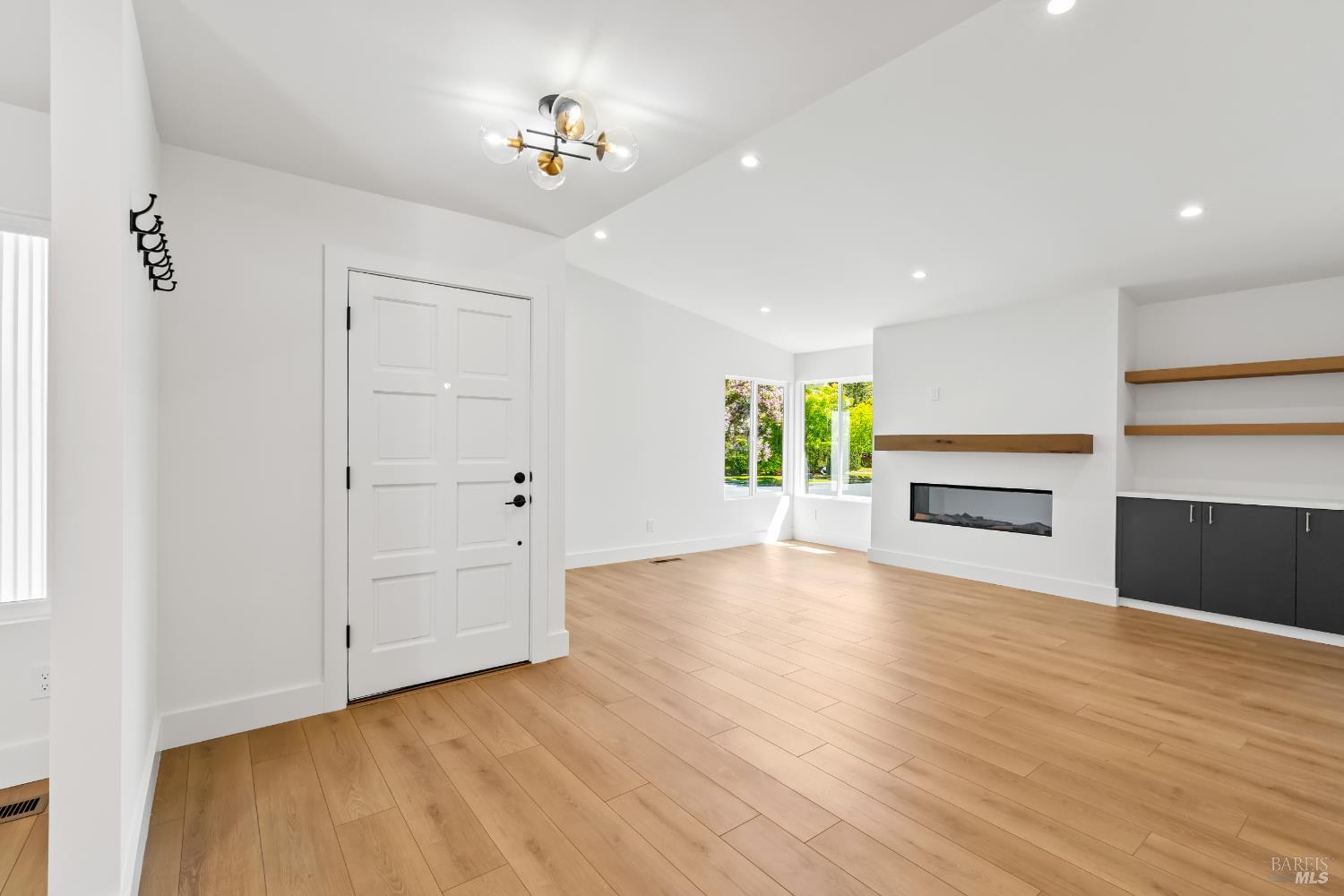 1812 Sansone Drive Santa Rosa CA 95403