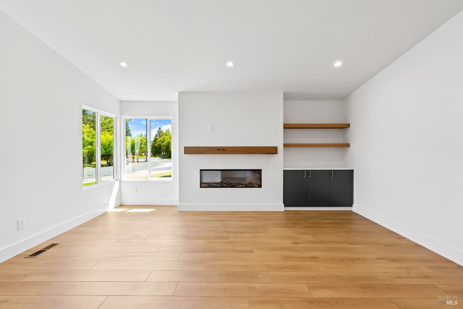 1812 Sansone Drive Santa Rosa CA 95403