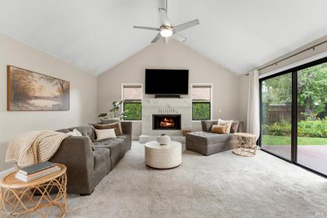 19450 Franquelin Place Sonoma CA 95476