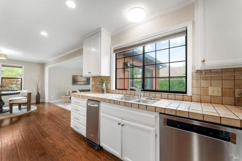 19450 Franquelin Place Sonoma CA 95476