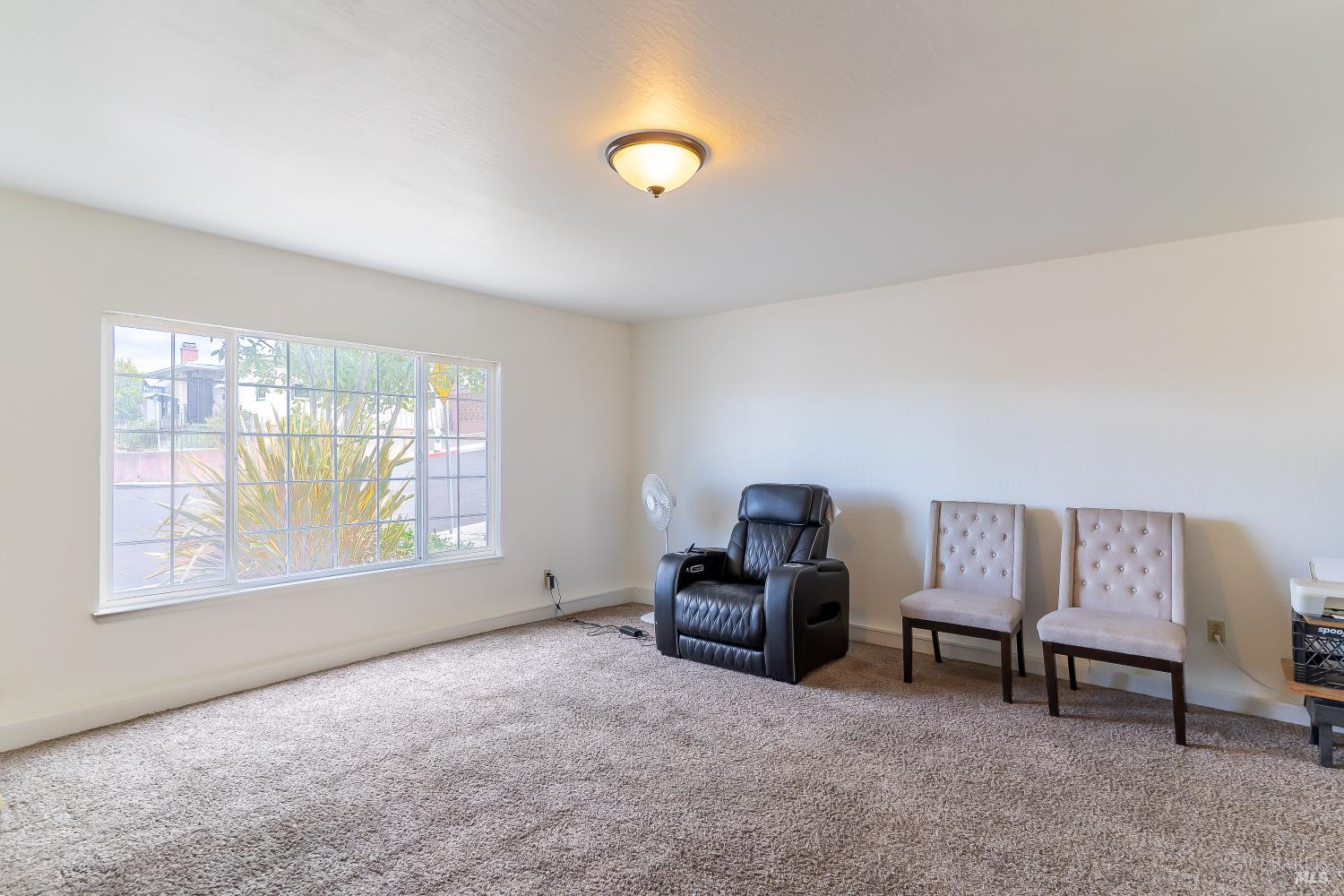 327 Pecan Street Vallejo CA 94589
