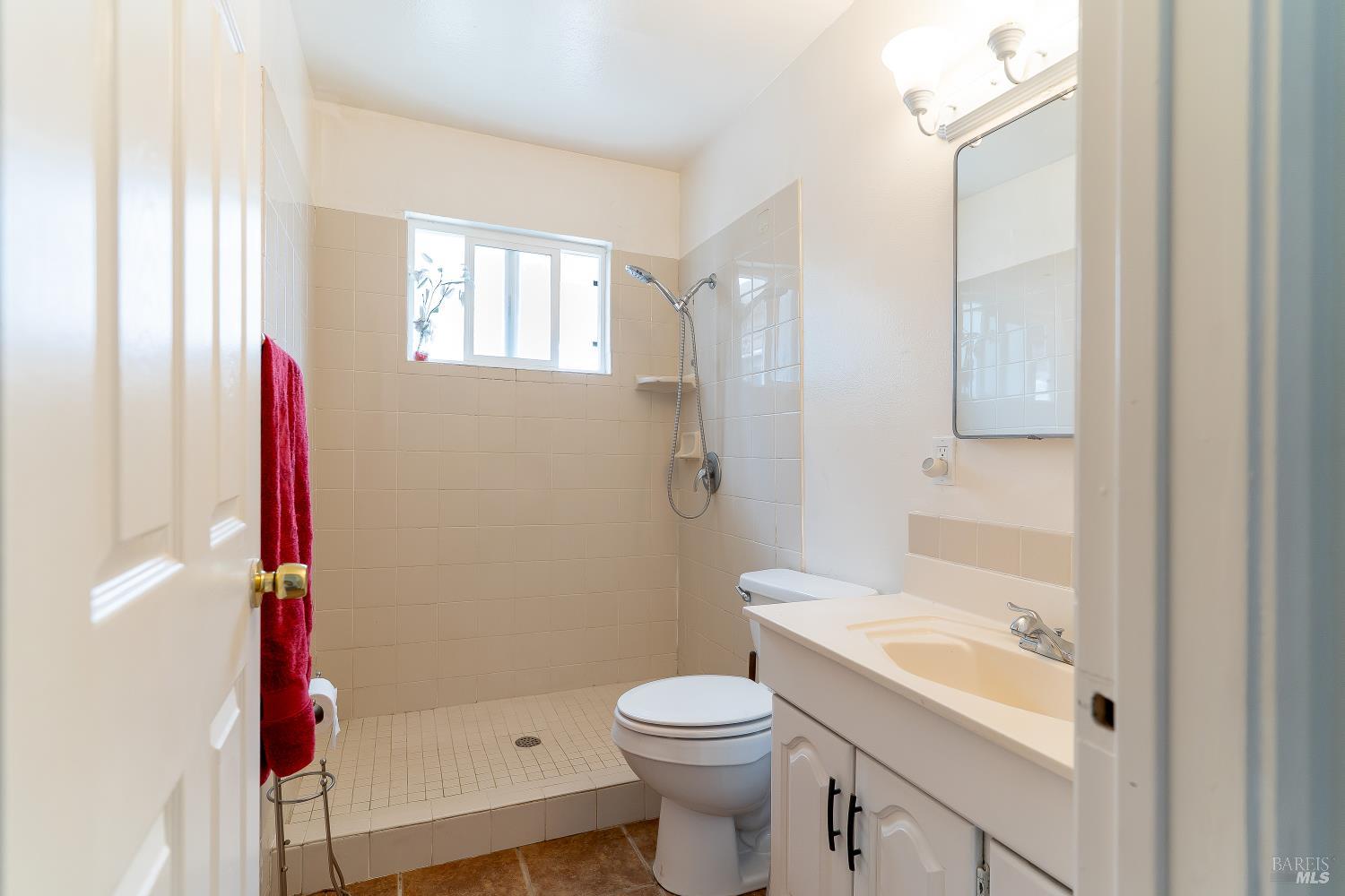 327 Pecan Street Vallejo CA 94589