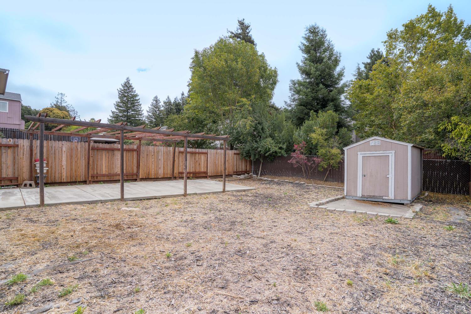 327 Pecan Street Vallejo CA 94589