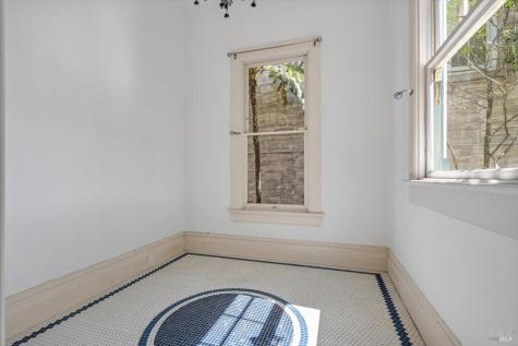 219 Kentucky Street Petaluma CA 94952