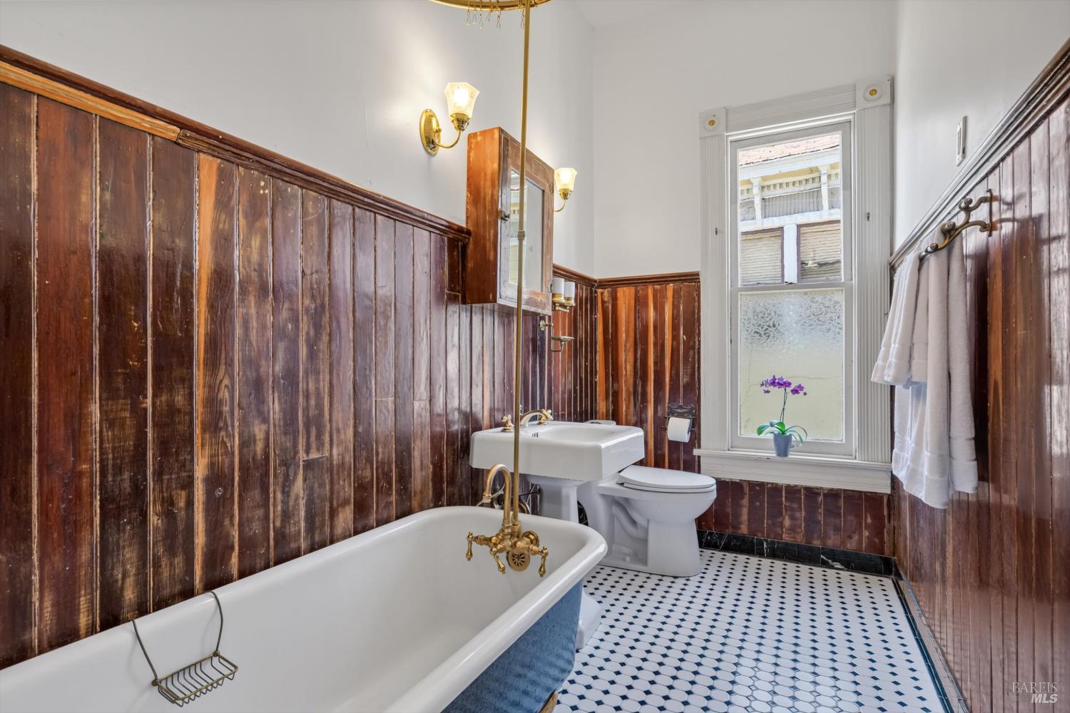 219 Kentucky Street Petaluma CA 94952
