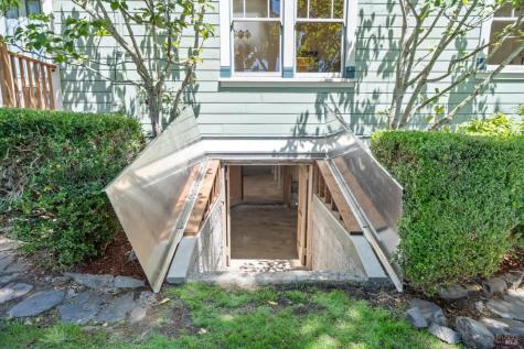 219 Kentucky Street Petaluma CA 94952