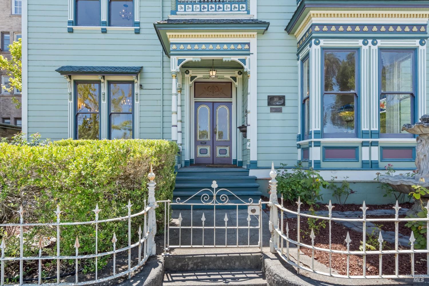 219 Kentucky Street Petaluma CA 94952