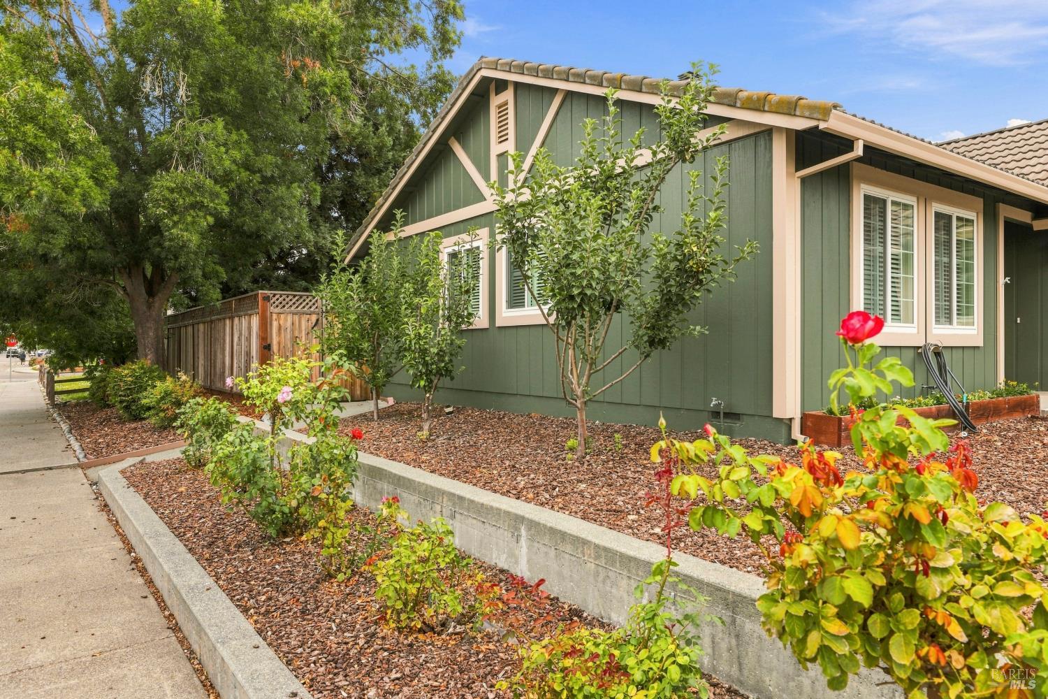 1101 Daniel Drive Petaluma CA 94954