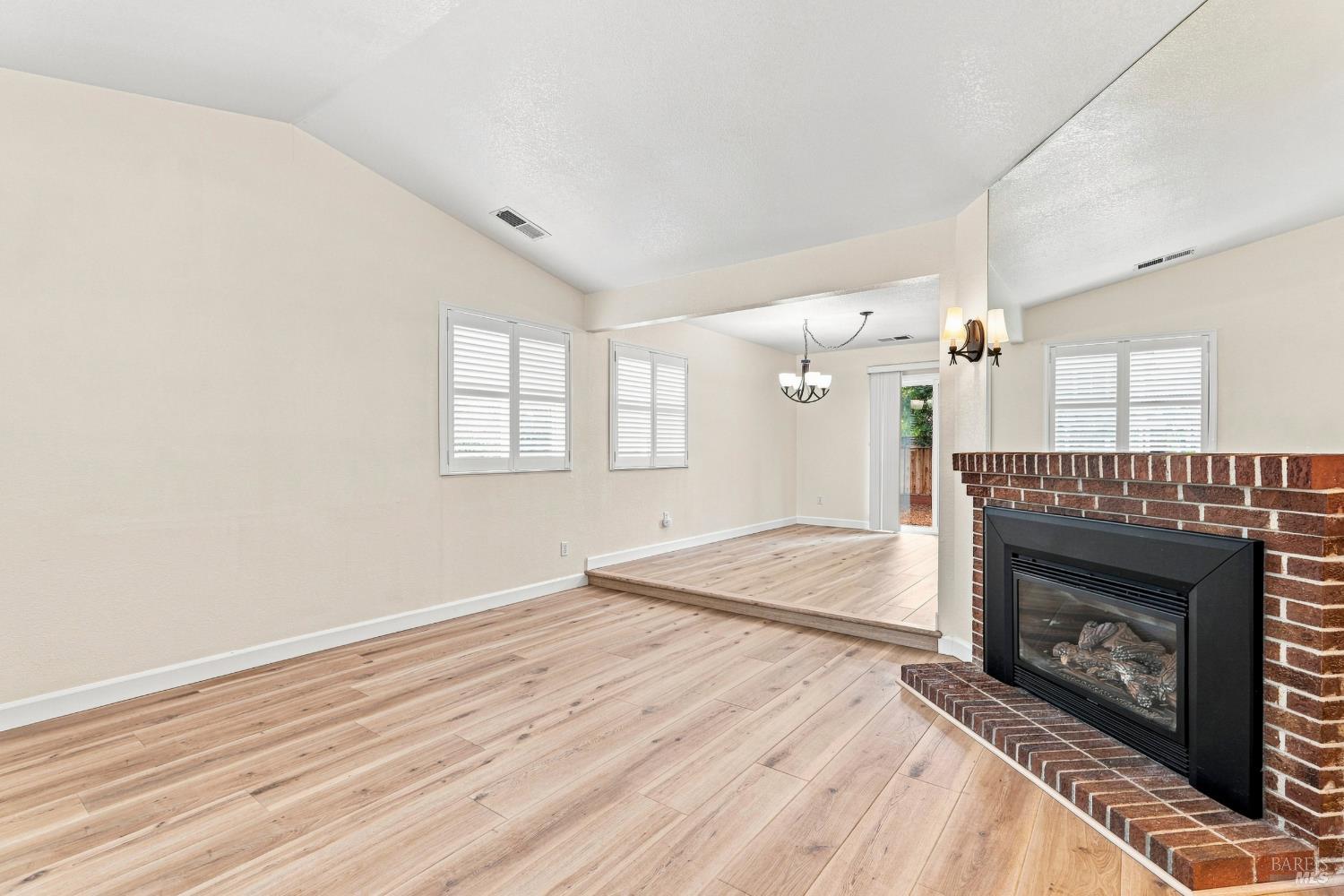 1101 Daniel Drive Petaluma CA 94954