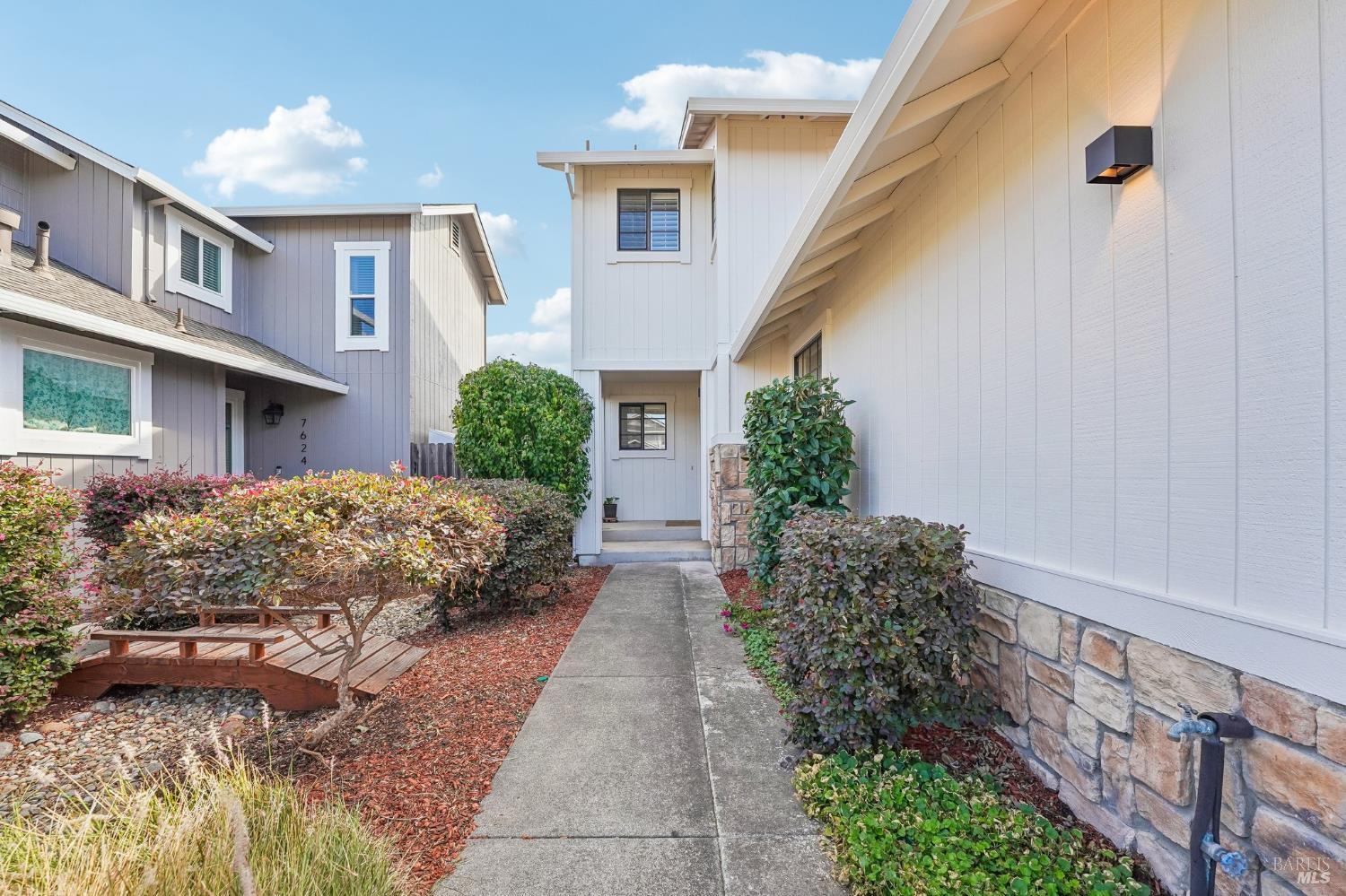 7628 Mandolin Way Rohnert Park CA 94928