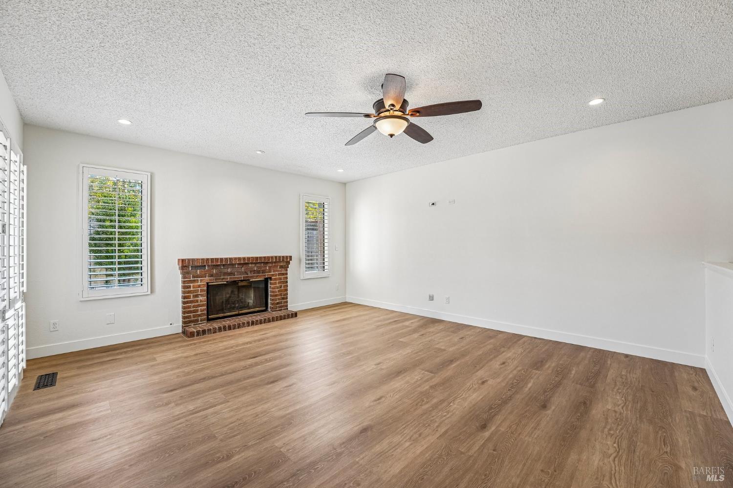 7628 Mandolin Way Rohnert Park CA 94928