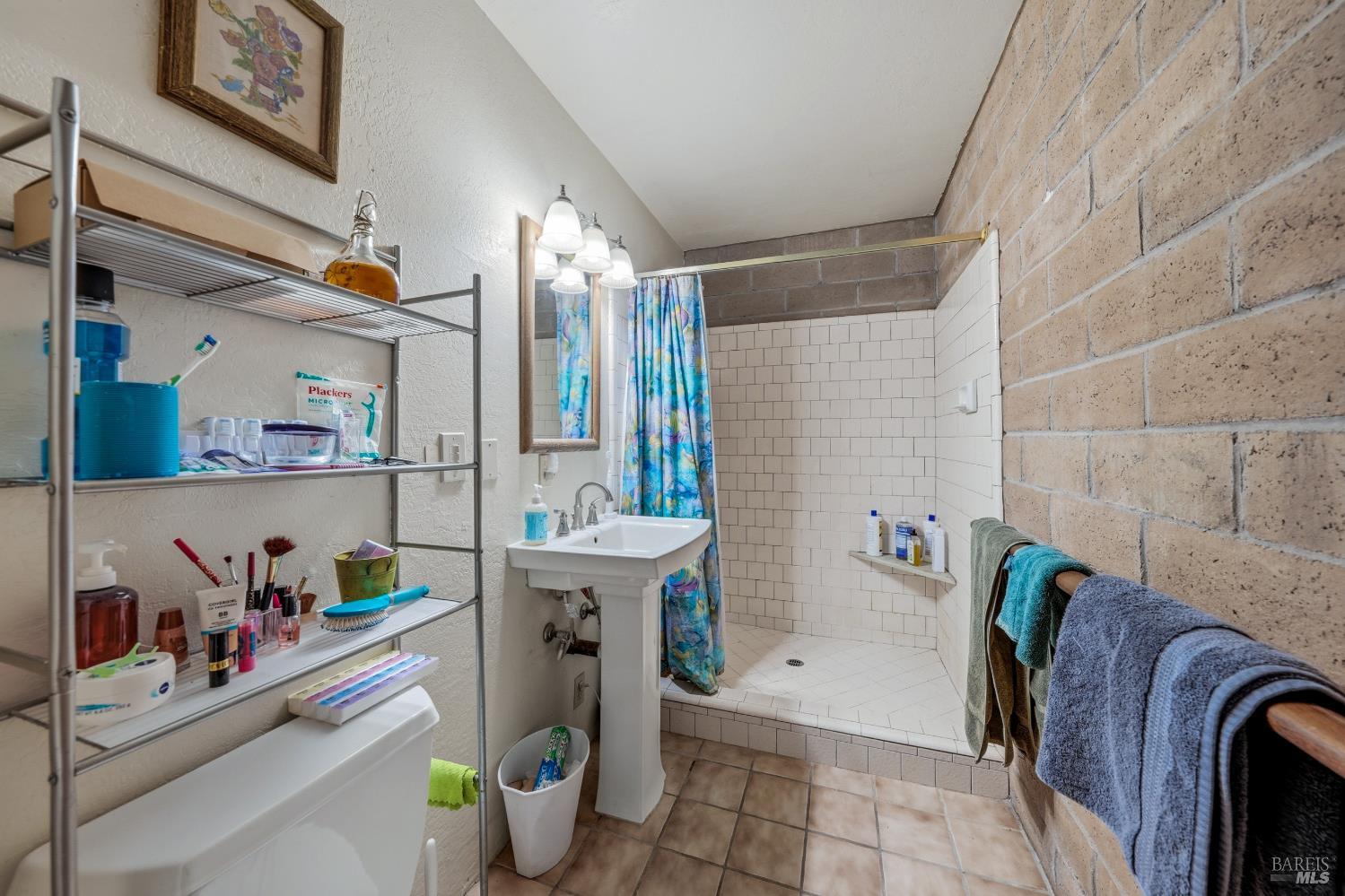 5290 Lake Boulevard Lower Lake CA 95457