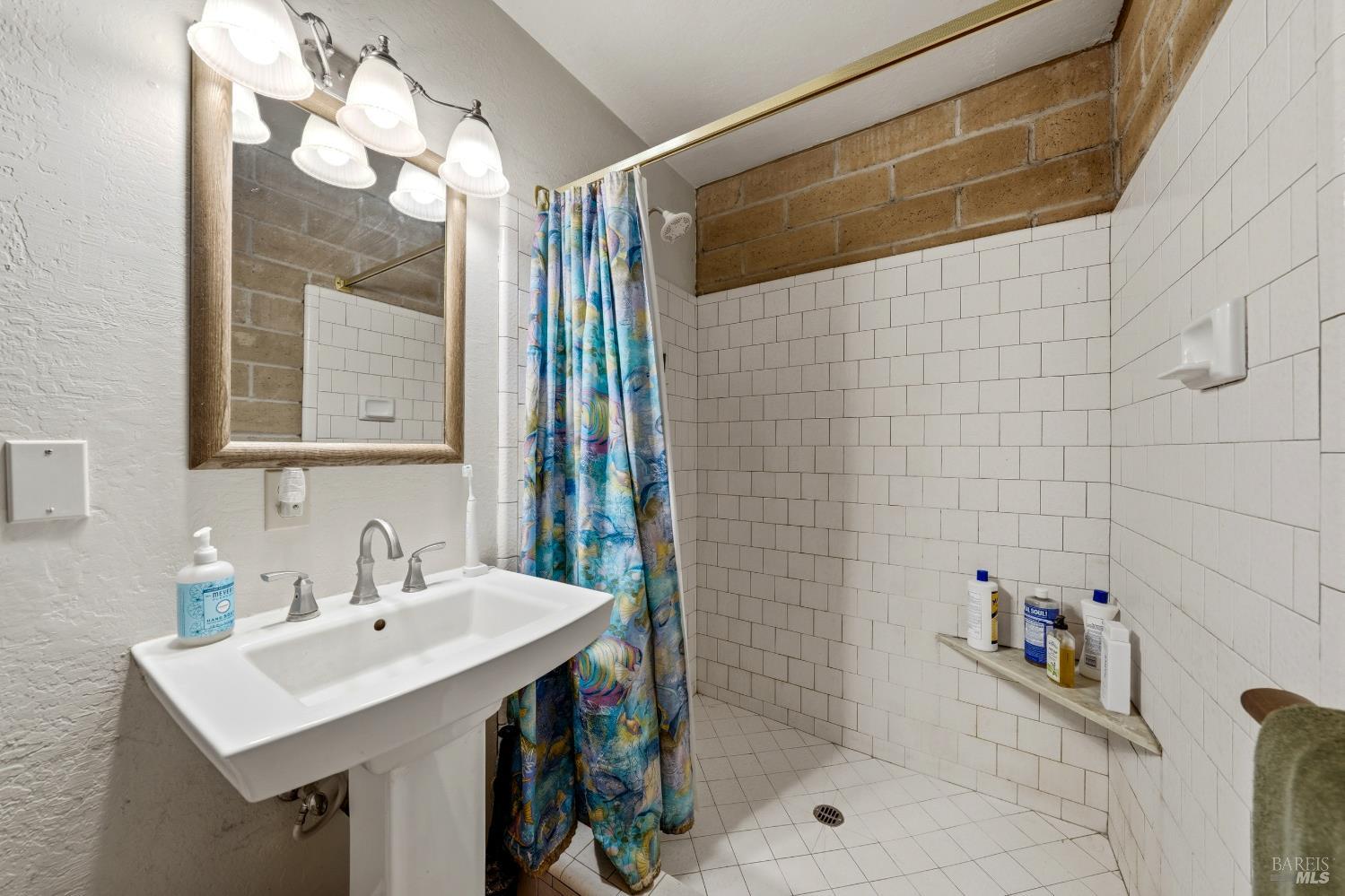 5290 Lake Boulevard Lower Lake CA 95457