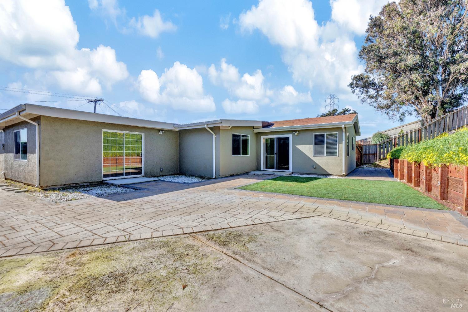 1841 Manzanilla Drive San Pablo CA 94806