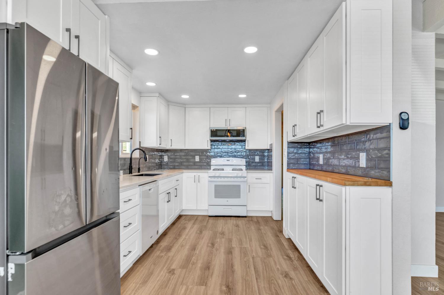 1841 Manzanilla Drive San Pablo CA 94806