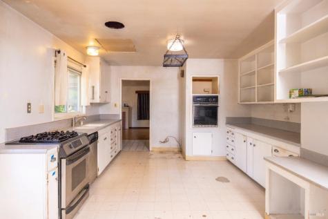 488 Haehl Street Cloverdale CA 95425