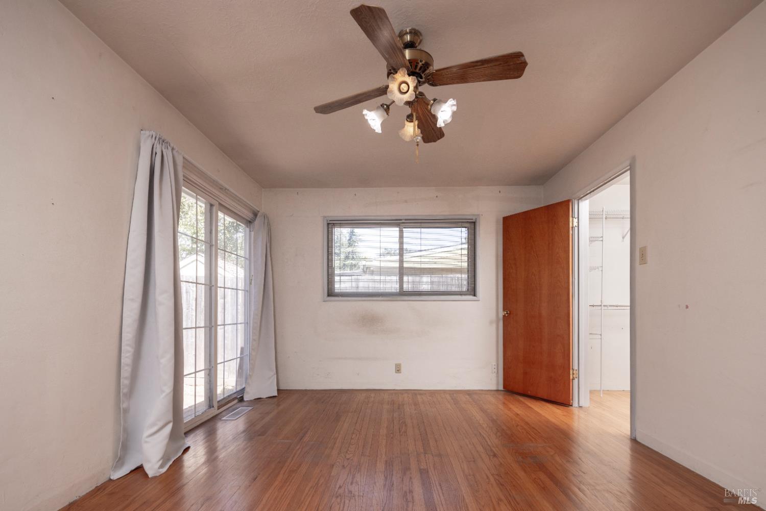 488 Haehl Street Cloverdale CA 95425
