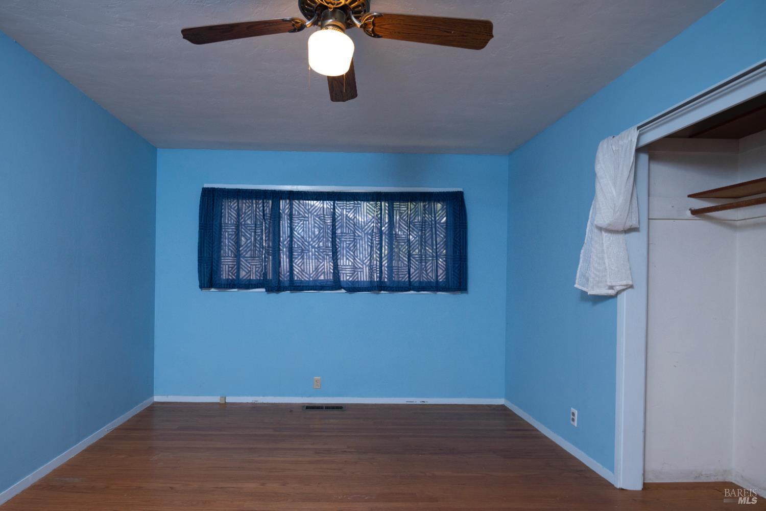 488 Haehl Street Cloverdale CA 95425