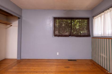 488 Haehl Street Cloverdale CA 95425