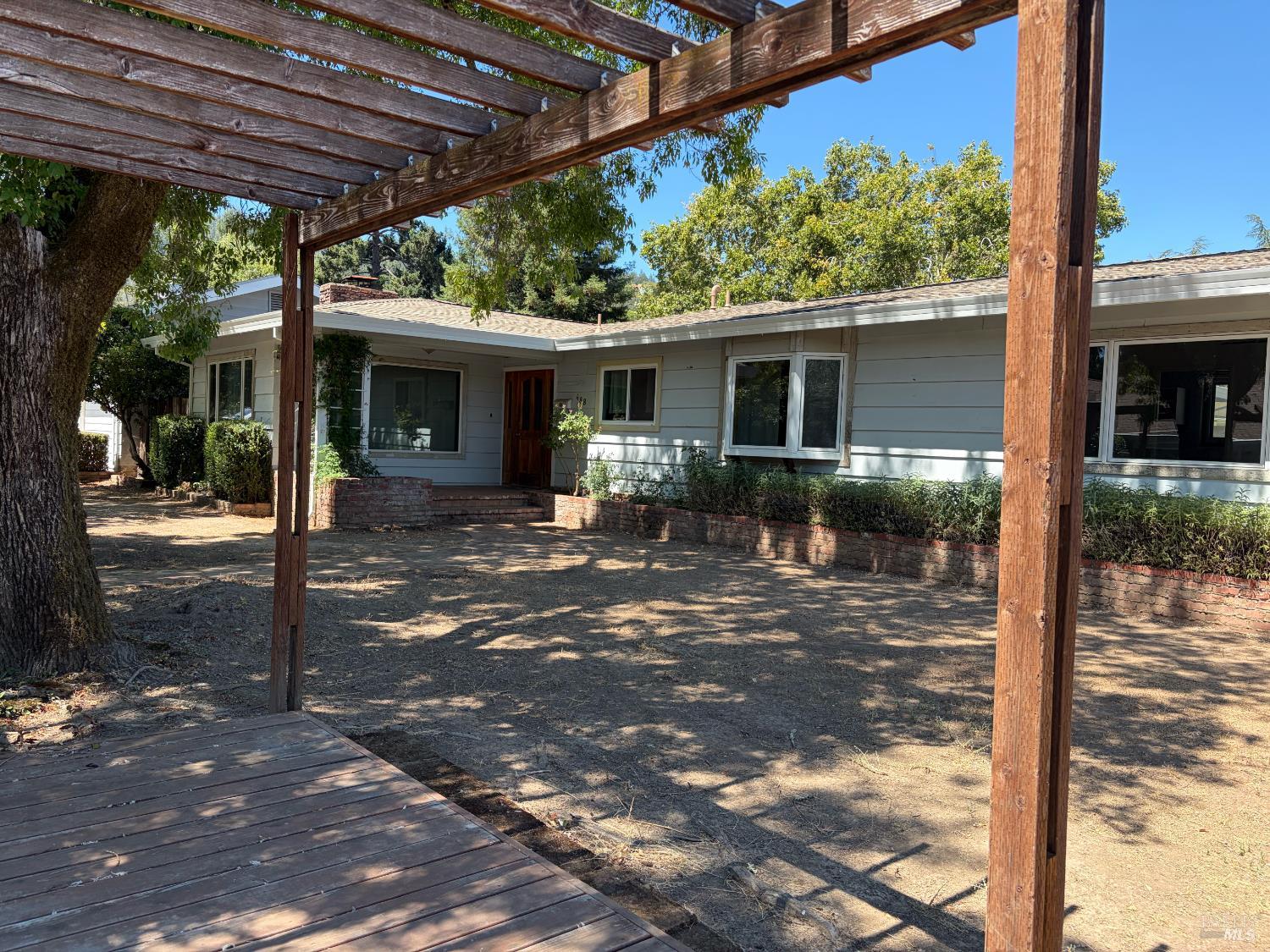 488 Haehl Street Cloverdale CA 95425