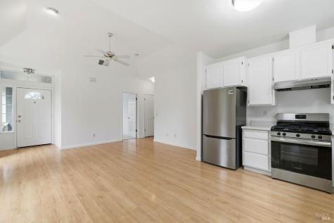 1842 Wright Street Santa Rosa CA 95404