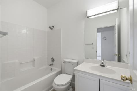 1842 Wright Street Santa Rosa CA 95404