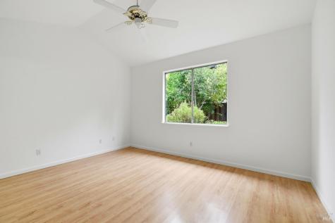 1842 Wright Street Santa Rosa CA 95404