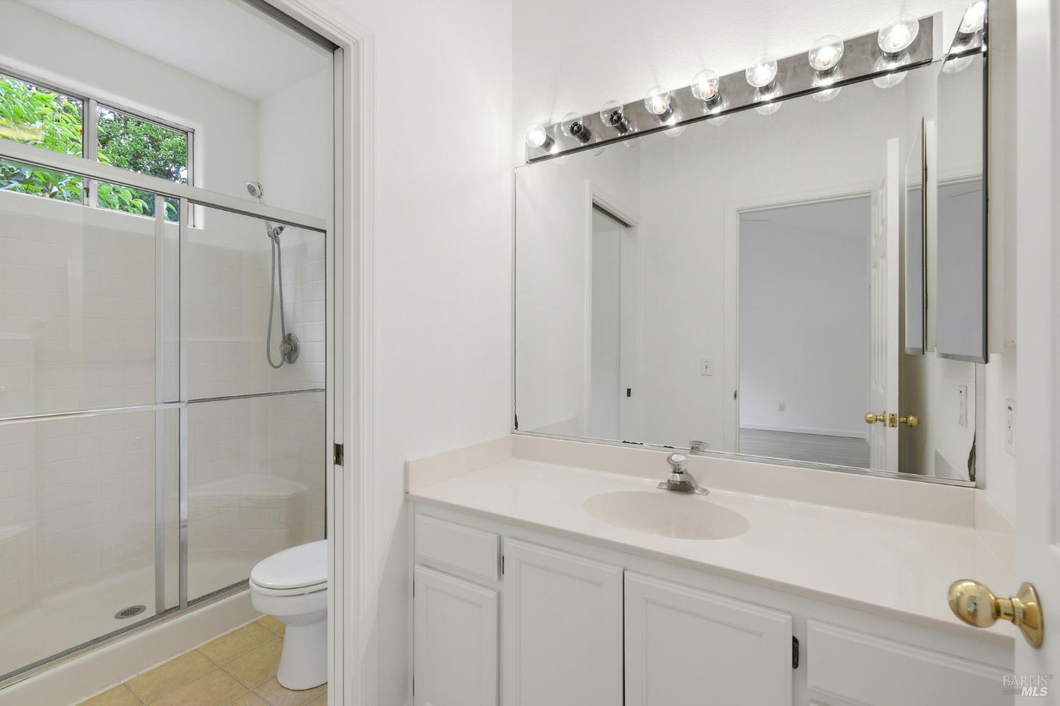 1842 Wright Street Santa Rosa CA 95404