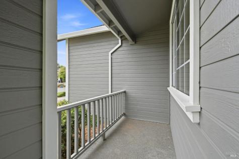 1842 Wright Street Santa Rosa CA 95404