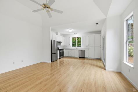 1842 Wright Street Santa Rosa CA 95404