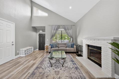 808 Milsom Place Windsor CA 95492