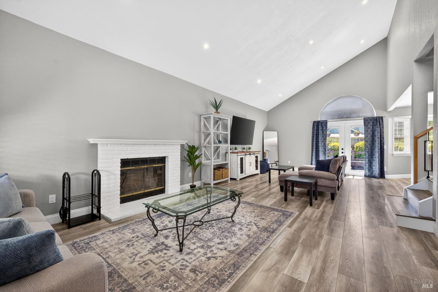 808 Milsom Place Windsor CA 95492