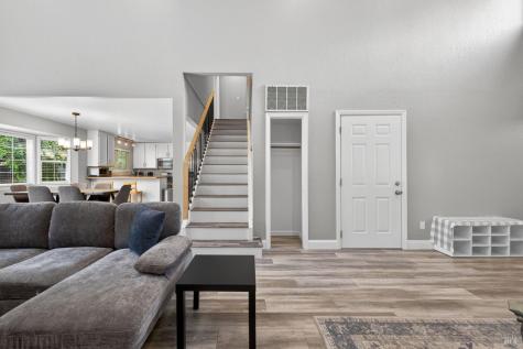 808 Milsom Place Windsor CA 95492