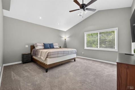 808 Milsom Place Windsor CA 95492