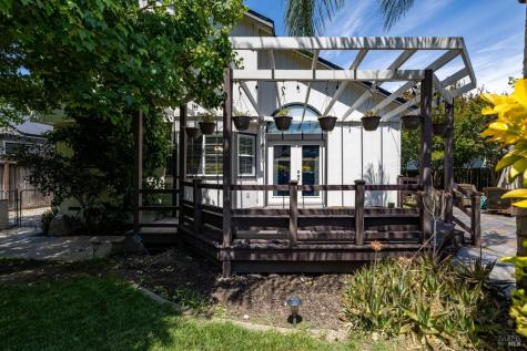 808 Milsom Place Windsor CA 95492