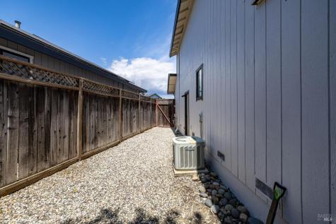 808 Milsom Place Windsor CA 95492
